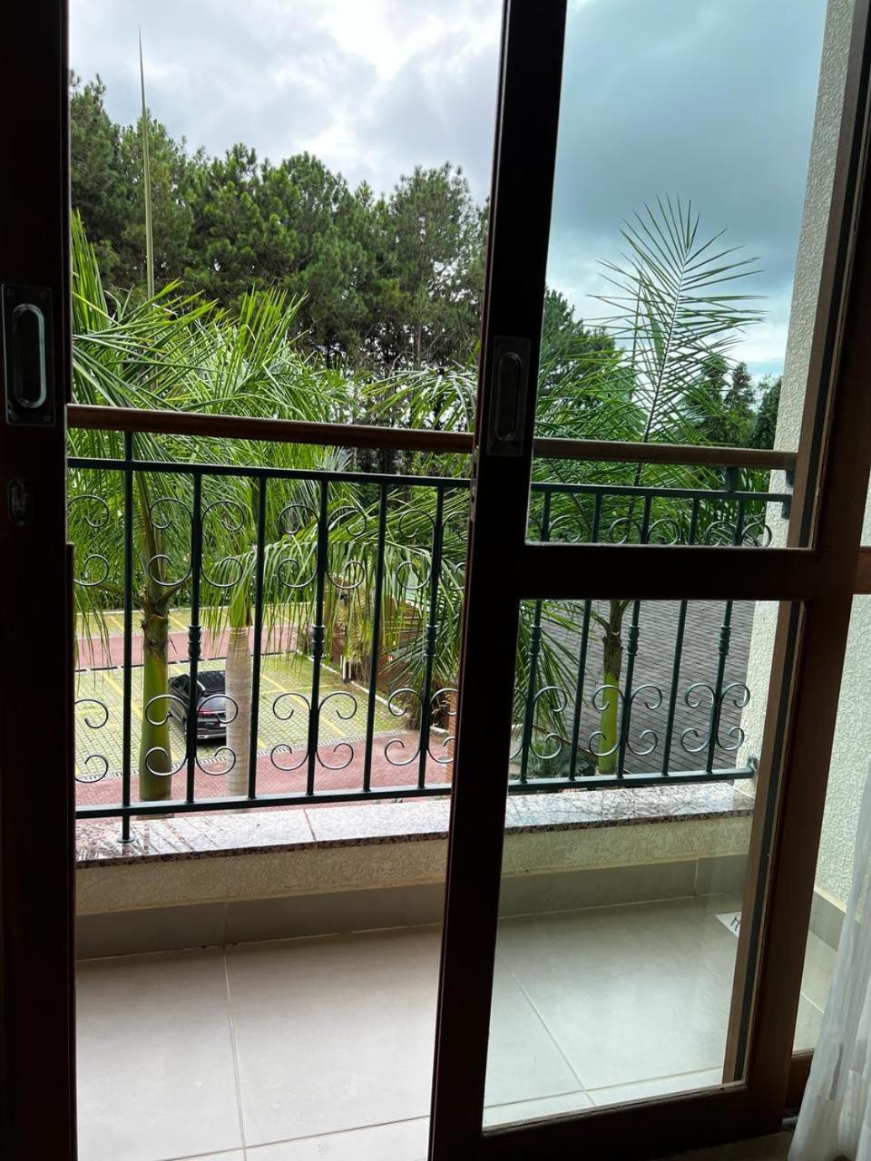 Vista Azul Apart Hotel - Vista Pinheiros Педра Азул Екстериор снимка